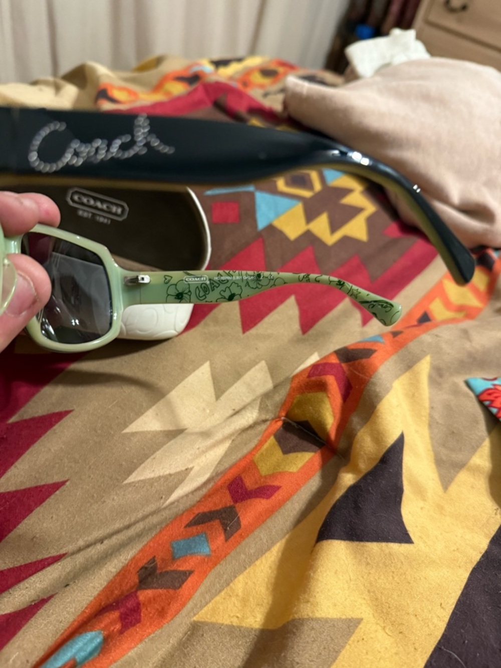 Coach Black Gradient Oversized Women's Sunglasses - Picture 4 of 4